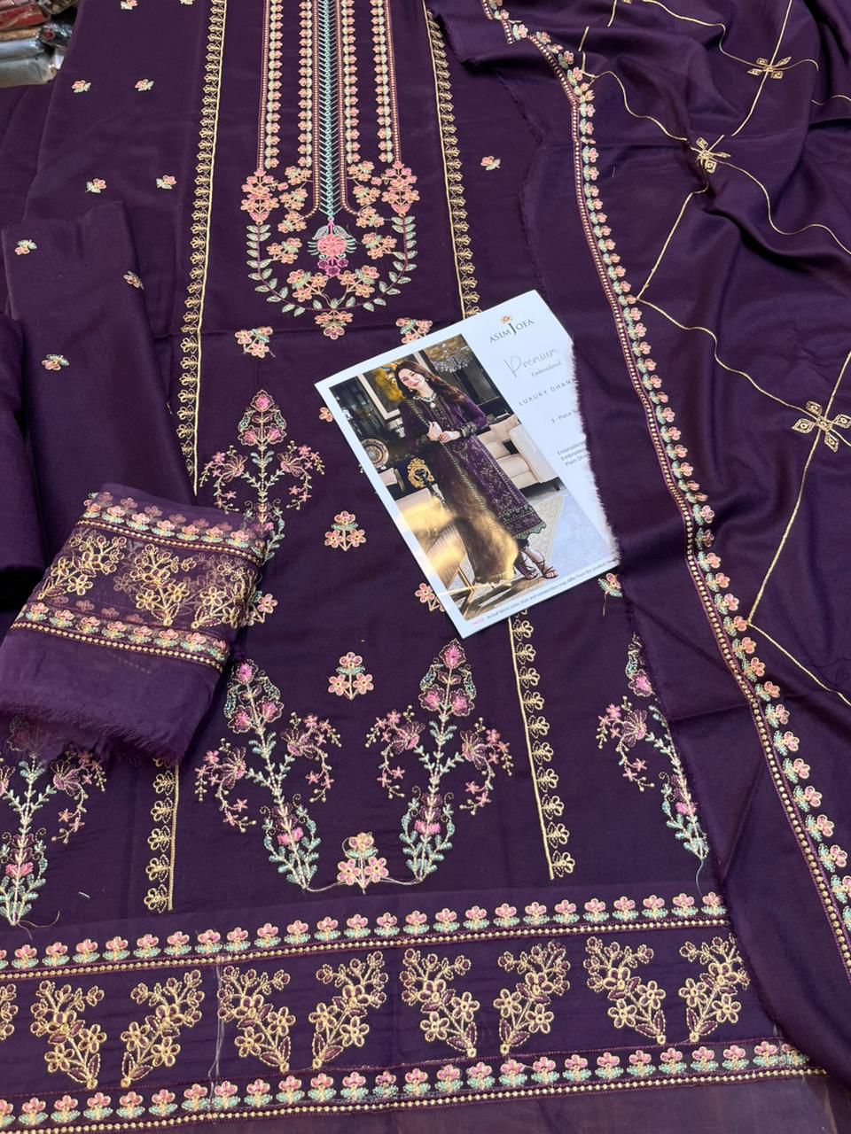 GL-134( 3PC Unstitched)
