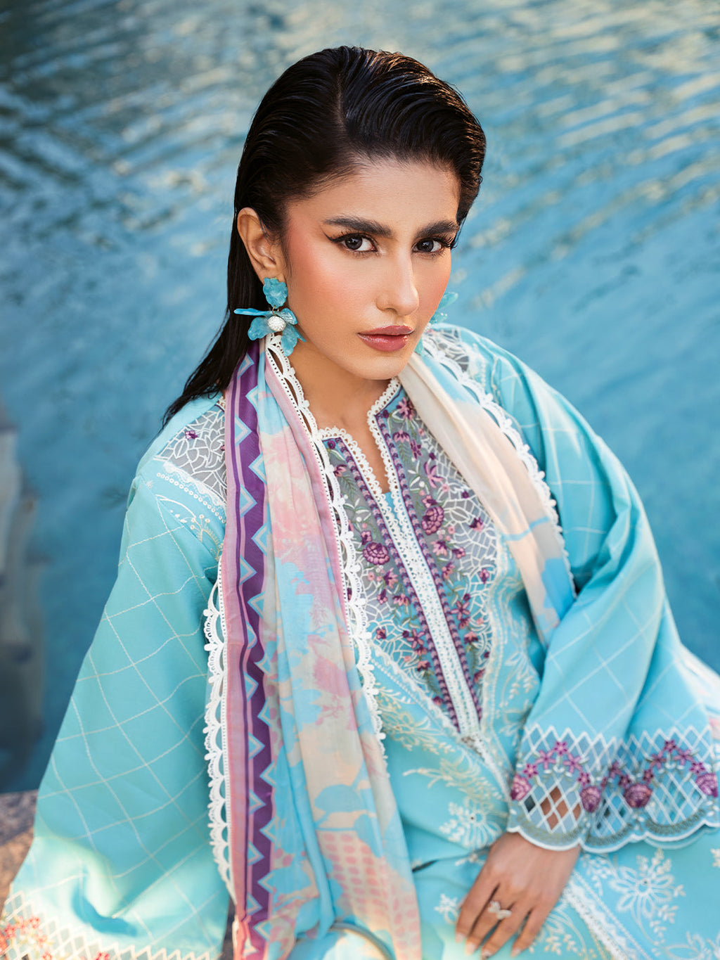 GL-196 (3 PC Lawn Stitched)
