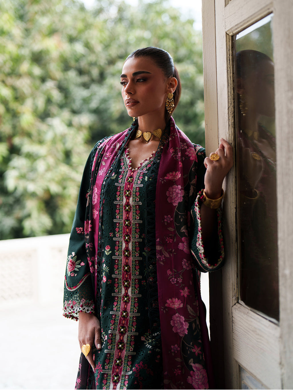 GL-132(3 PC Lawn Stitched)