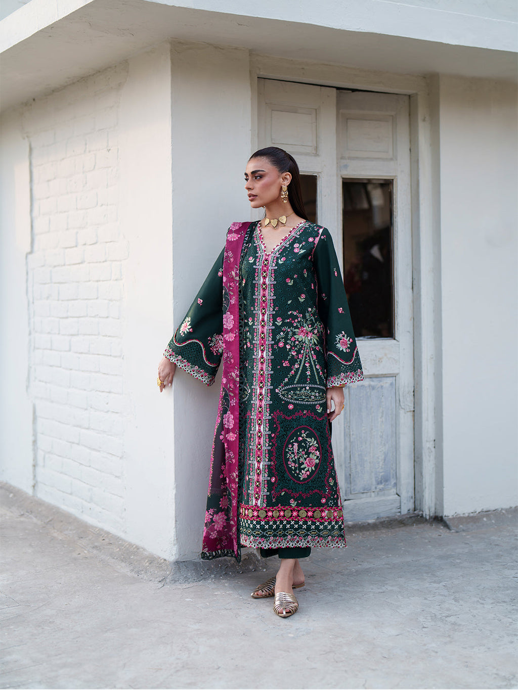 GL-132(3 PC Lawn Stitched)