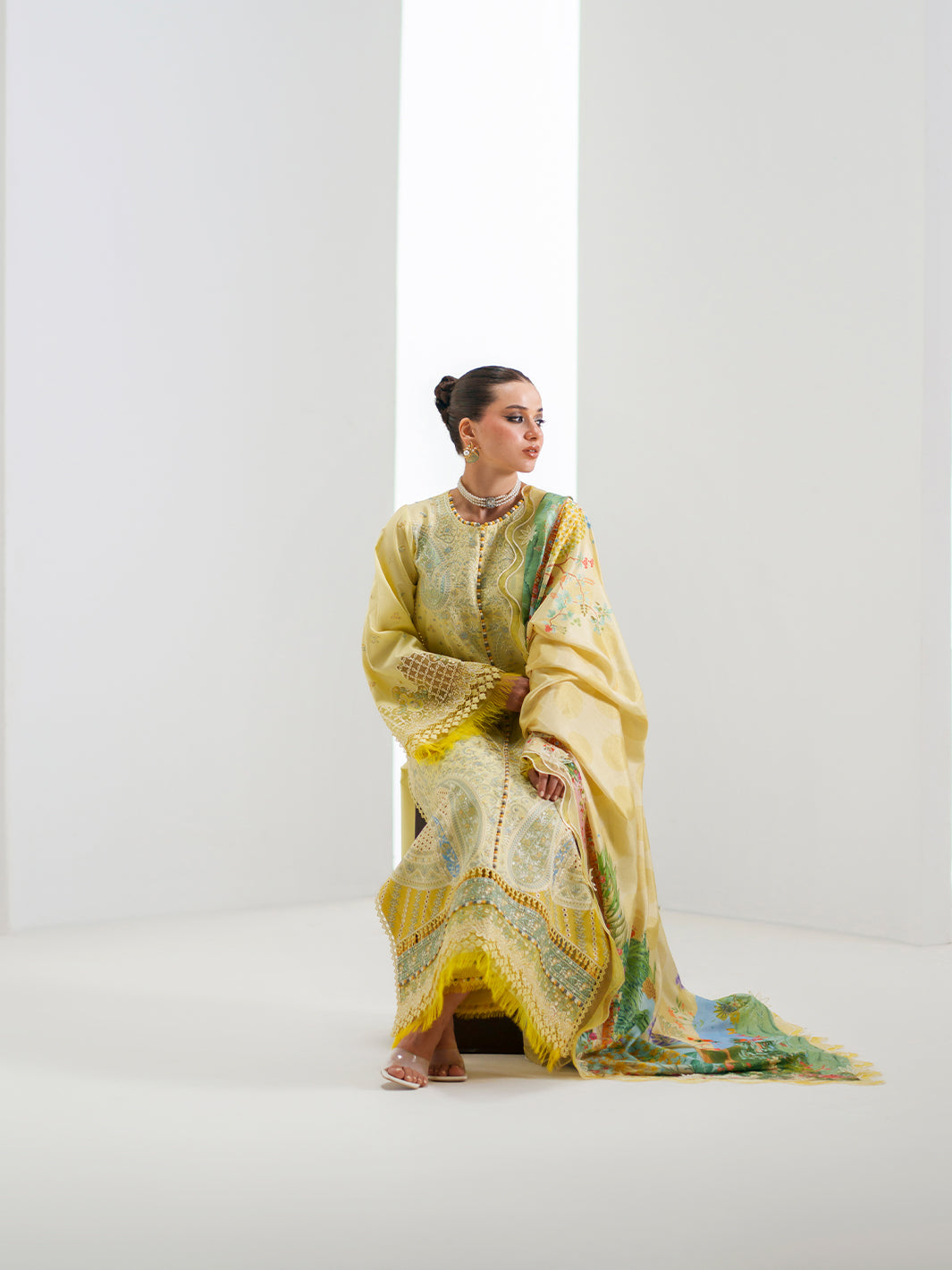 GL-134(3 PC Stitched Lawn)