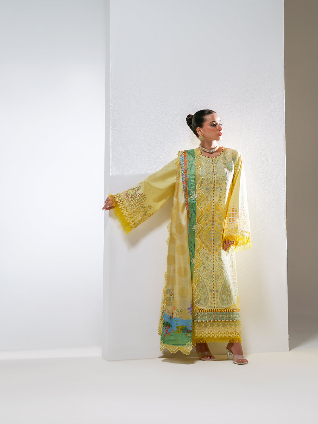 GL-134(3 PC Stitched Lawn)