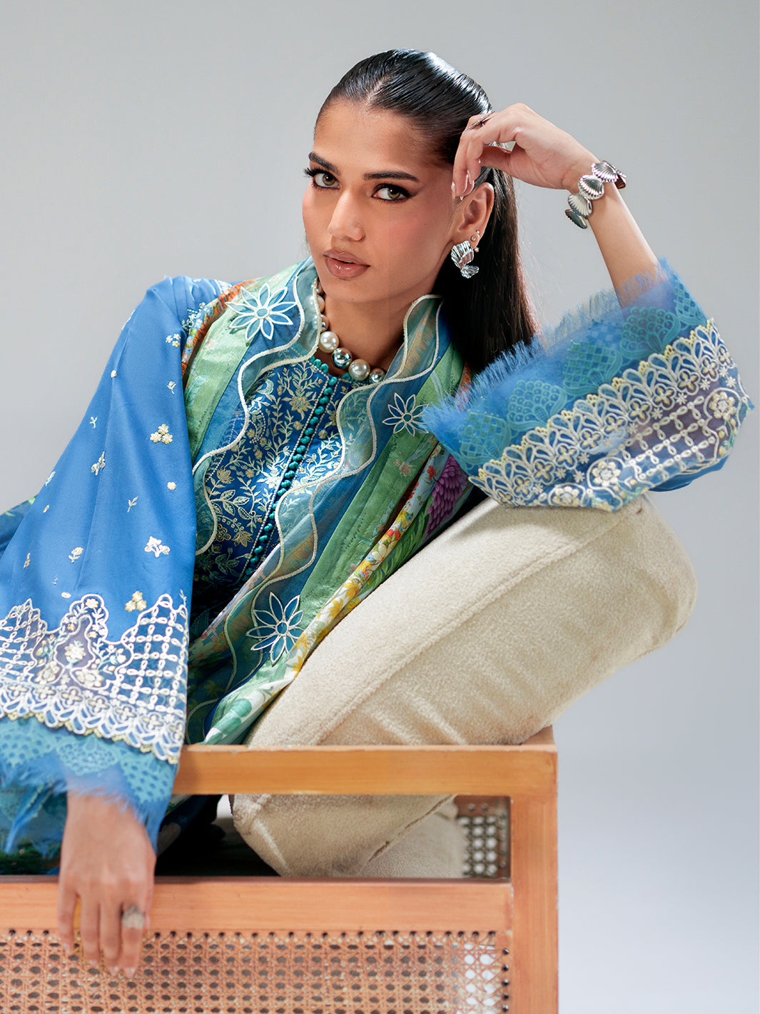 GL-135 (3 PC Stitched Lawn)