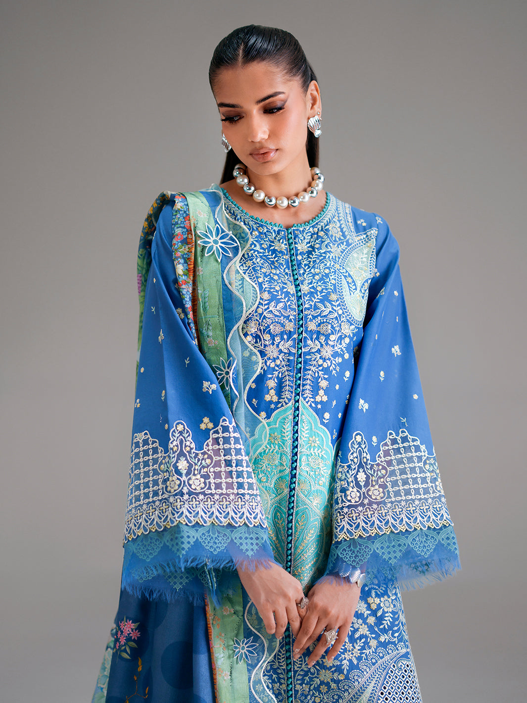 GL-135 (3 PC Stitched Lawn)