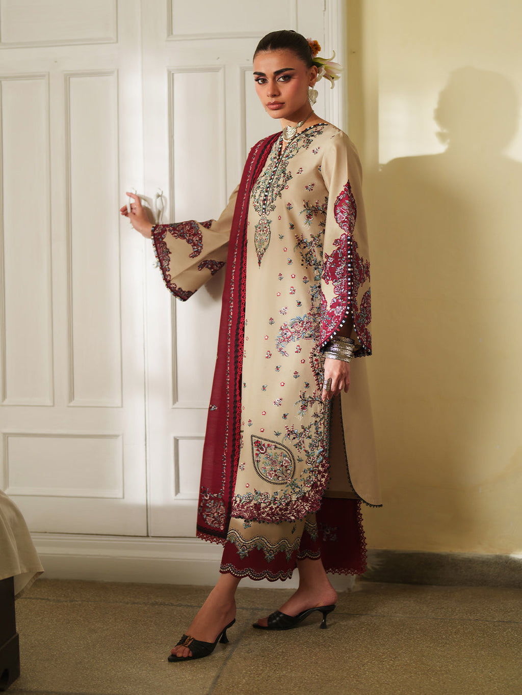 GL-139 (3 PC Lawn Stitched)