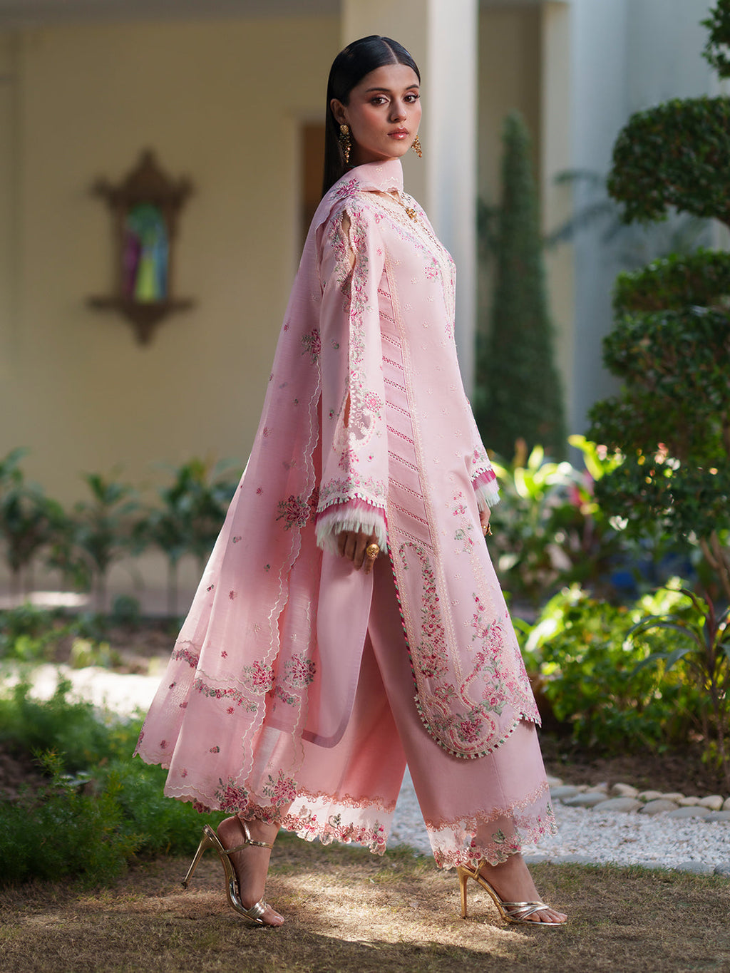 GL-140 (3 PC Lawn Stitched)