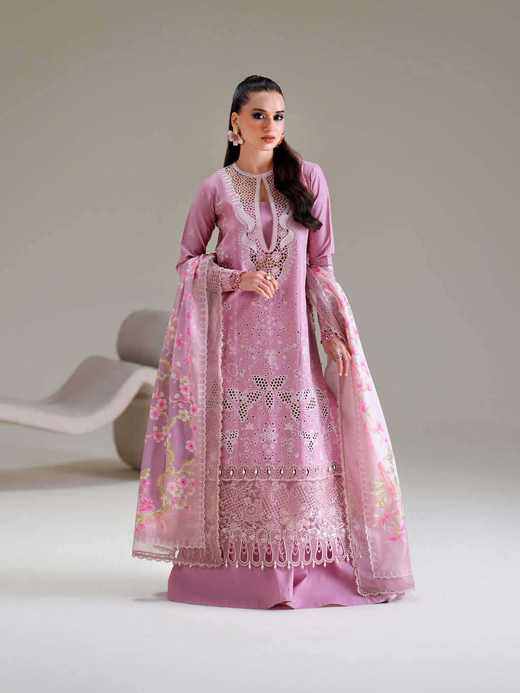 GL-141 (3 PC Stitched Lawn)