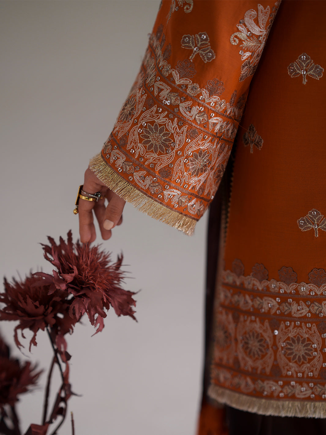 GL-143 (3 PC Stitched Lawn)