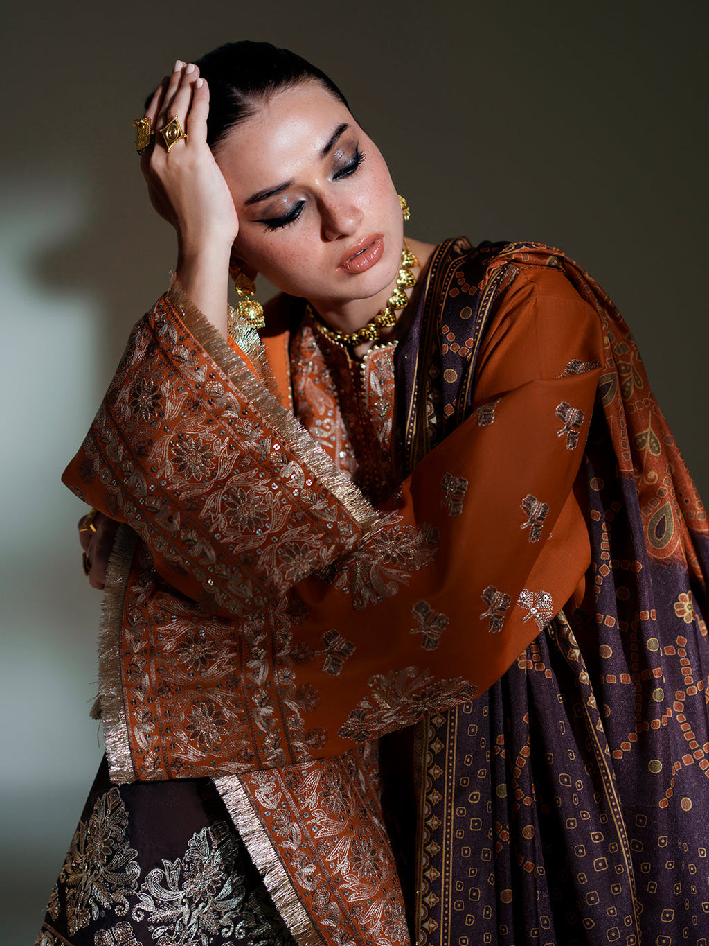 GL-143 (3 PC Stitched Lawn)