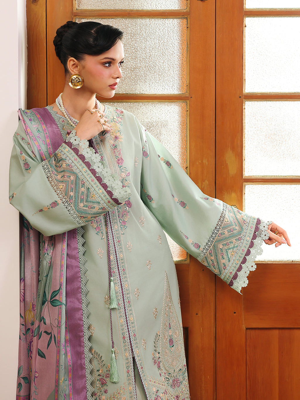 GL-162 (3 PC Lawn Stitched)
