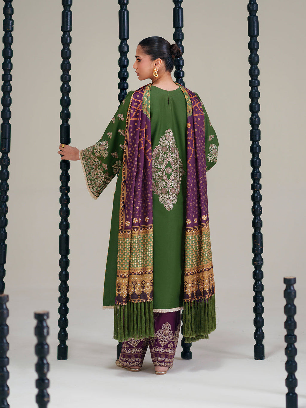 GL-168 (3 PC Stitched Lawn)