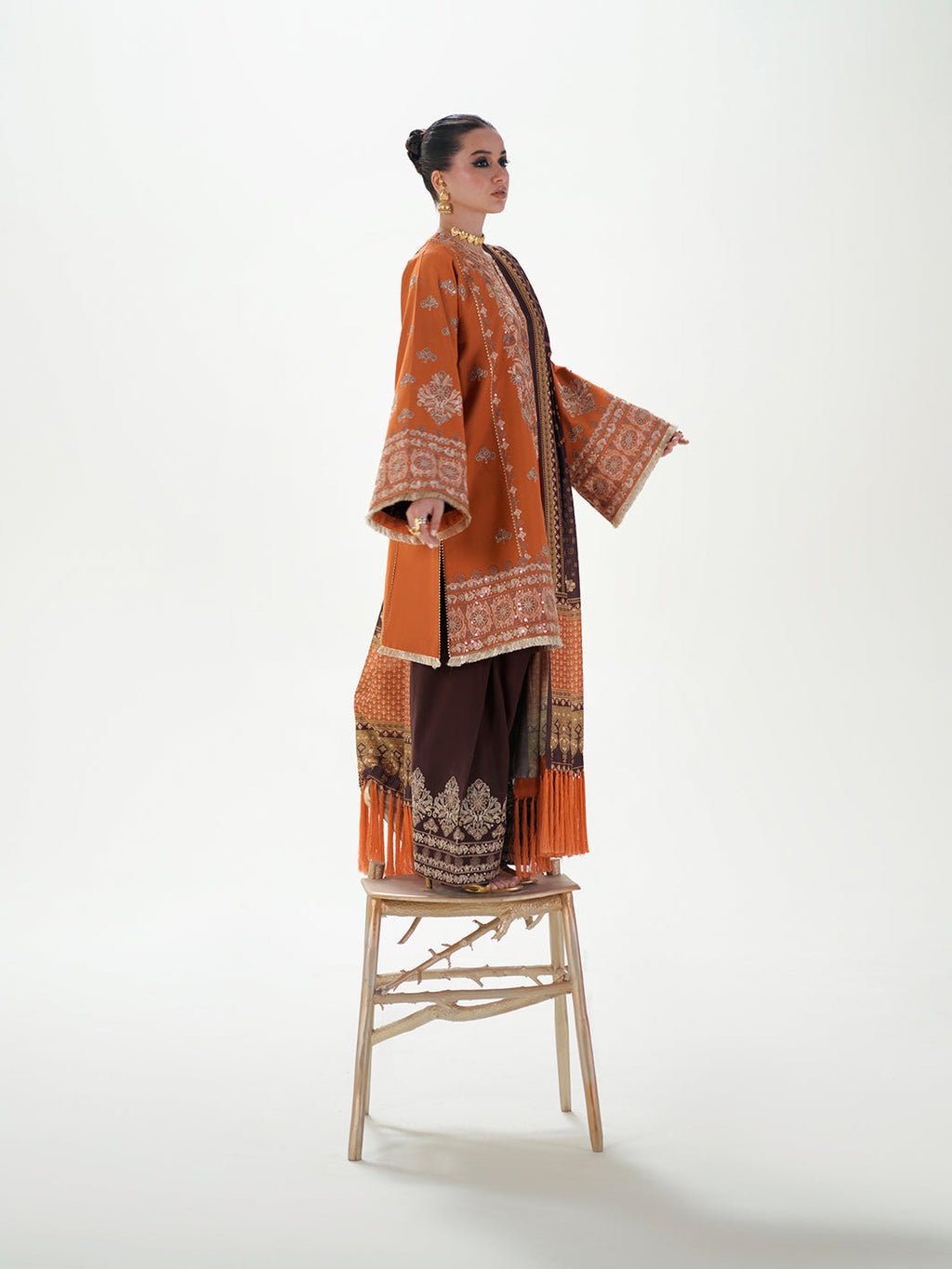 GL-169 (3 PC Stitched Lawn)