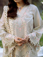 GL-125( 3 PC Luxury Lawn )