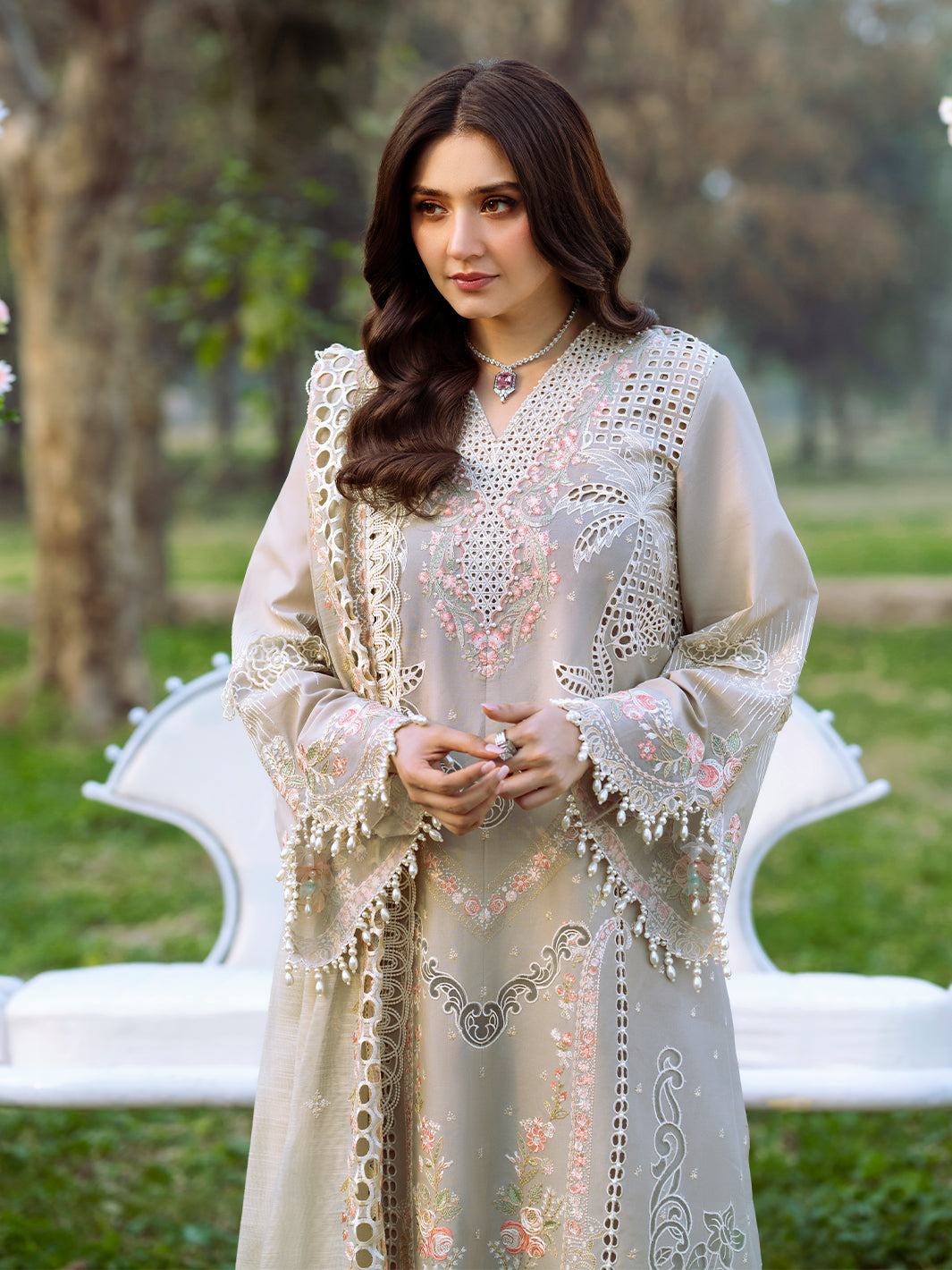 GL-125( 3 PC Luxury Lawn )