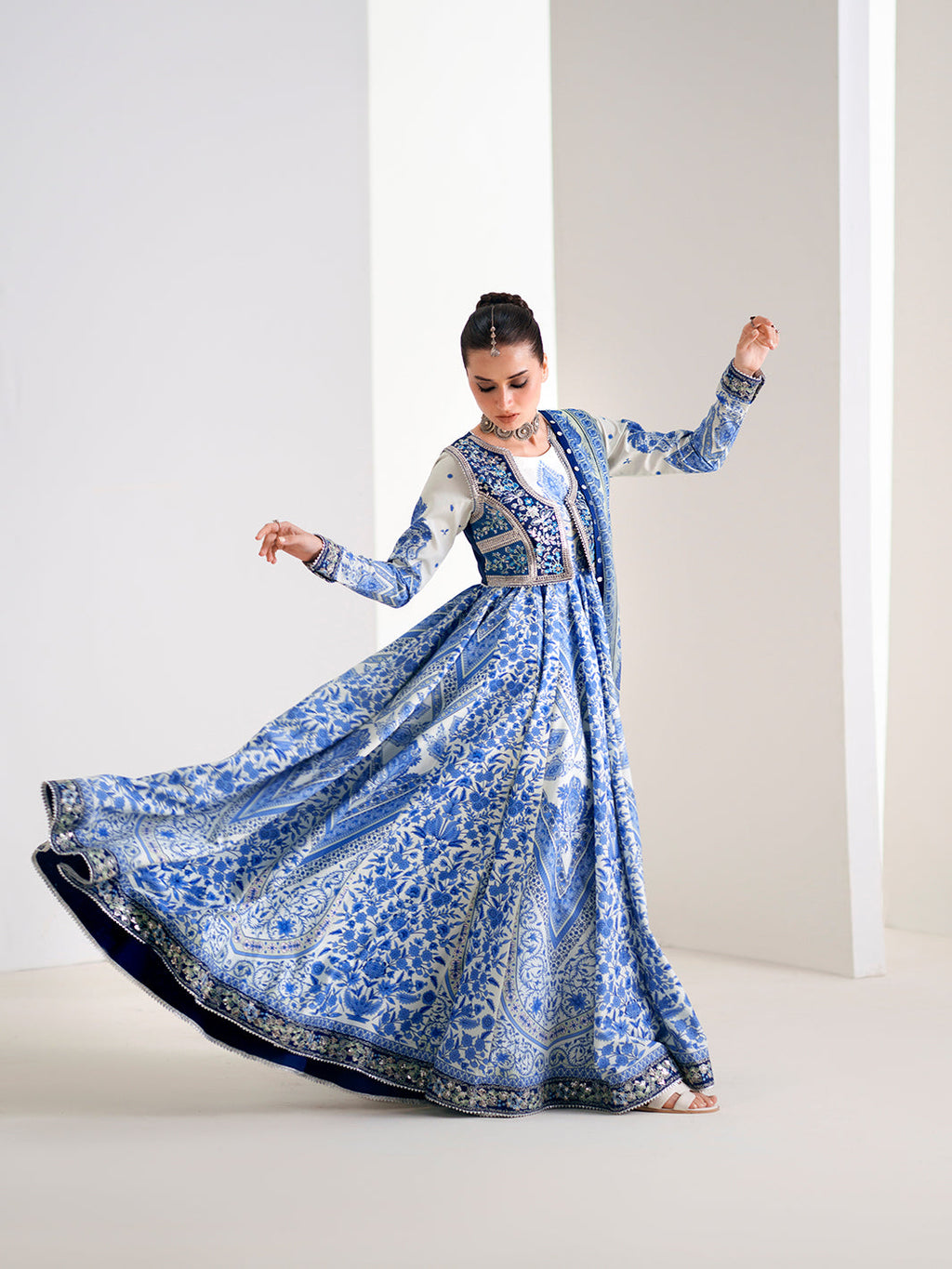 GL-160 (3 PC Stitched Lawn)