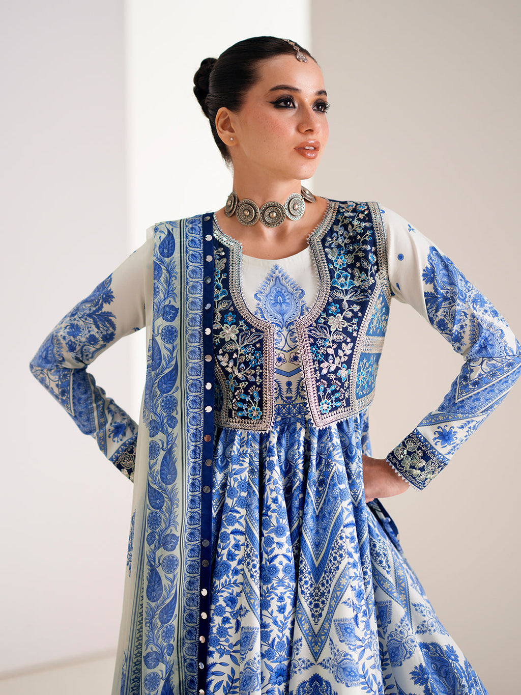 GL-160 (3 PC Stitched Lawn)